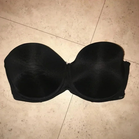 🌟Black Strapless Bra - Picture 1 of 3